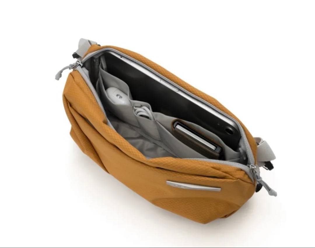 NIID NEO Nomad Sling バック（アンバーオレンジ）