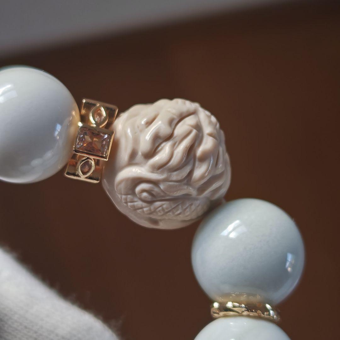 新作　アラシャン立体龍彫りブレスレット