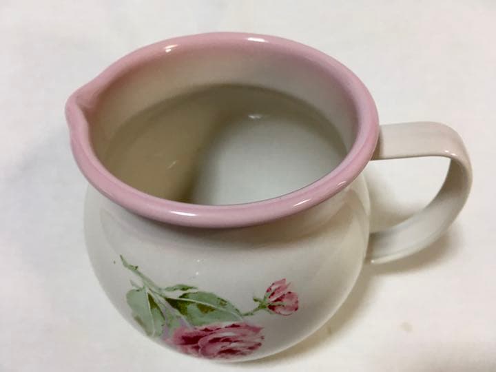 イマン　イリス　ミルクピッチャー