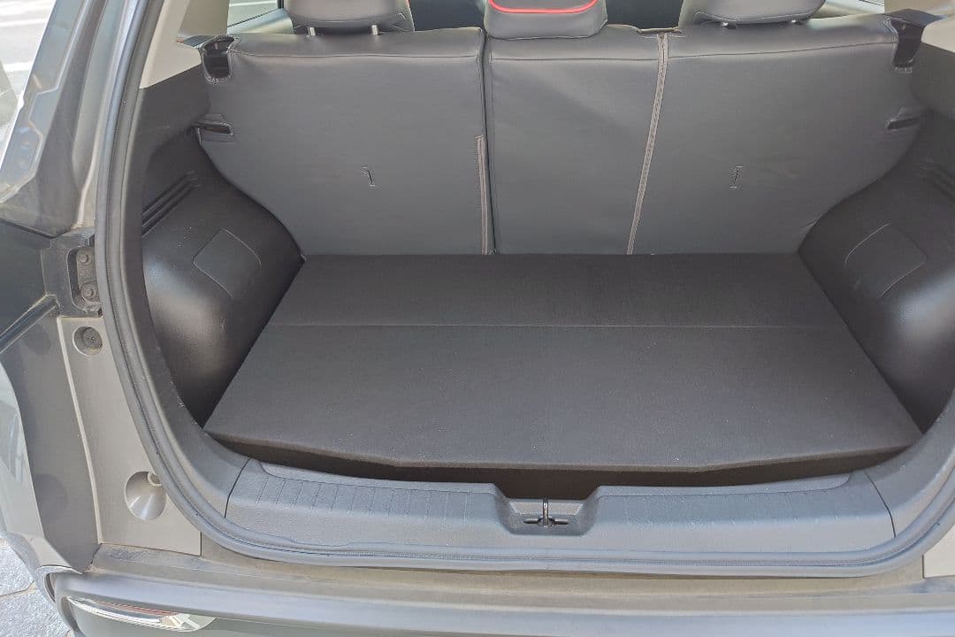 ノートE13型用ラゲッジアンダーボックス　自作品