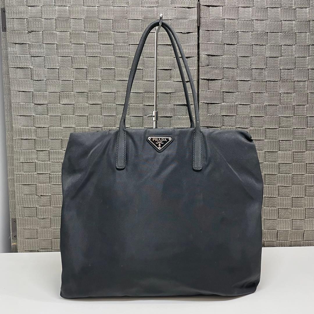 ひ*ぃ様 PRADA ブラック トートバッグ ナイロン