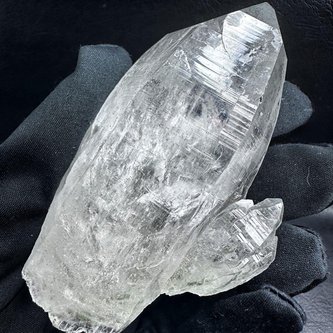 希少貴重マニハール産 高透明ヒマラヤ水晶クラスター クローライト共生A1215