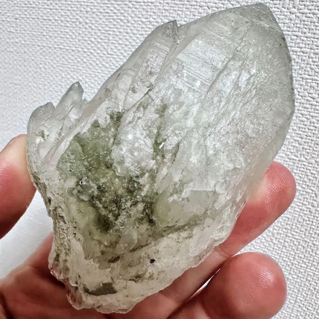 希少貴重マニハール産 高透明ヒマラヤ水晶クラスター クローライト共生A1215