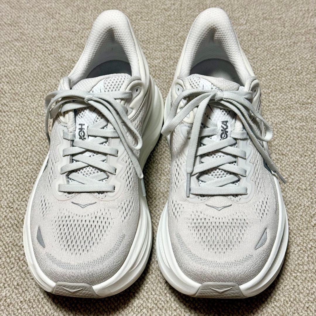 ほぼ新品 ◆ 直営店購入 正規品　HOKA ボンダイ9 ワイド 25.5cm