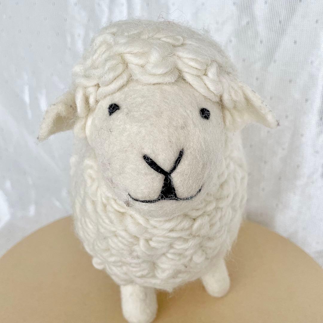 ハンドメイド モンゴル産 羊毛フェルト 羊のぬいぐるみ 約20cm