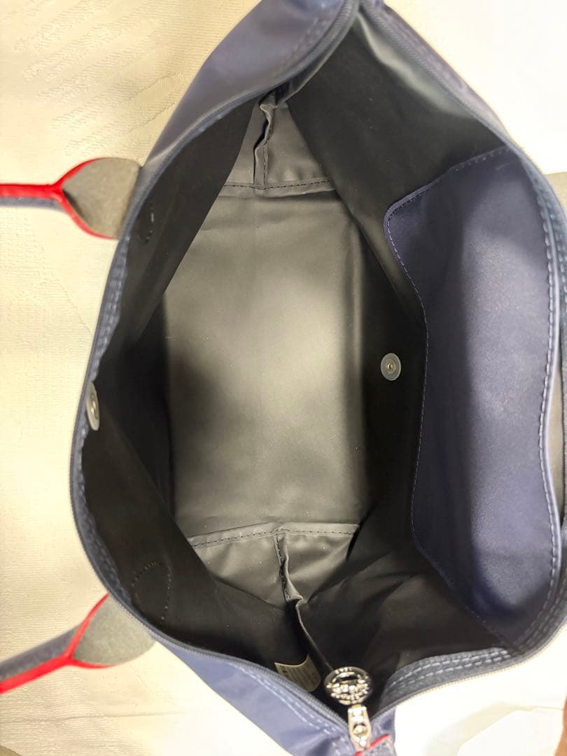 LONGCHAMPロンシャン ル・プリアージュネイビー×レッド底板付折りたたみ可