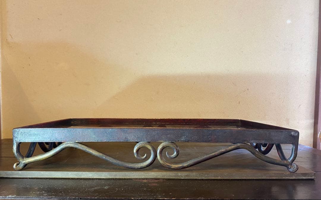 ヴィンテージ　一点物・アイアン製装飾　ガラス台 ハンドメイド　アンティーク　レア