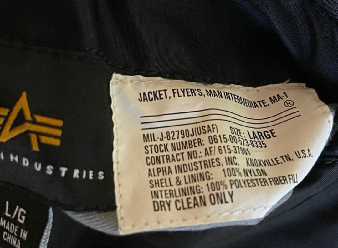 MA-1 ALPHA INDUSTRIES L ブラック