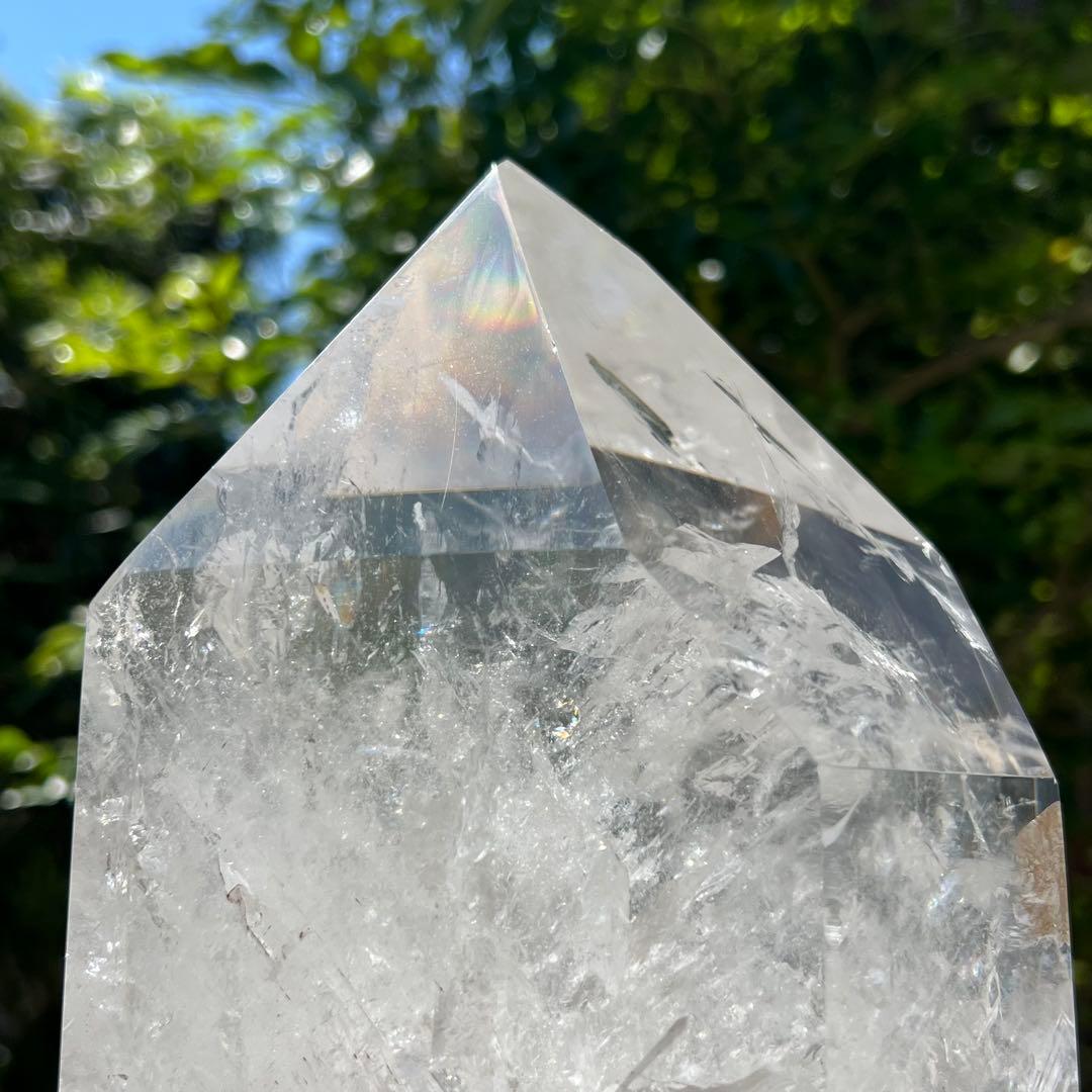 ✳☆唯一無二 超極大☆激凄超逸品☆高透明度 大迫力✨虹入り 水晶 六角柱 天然石