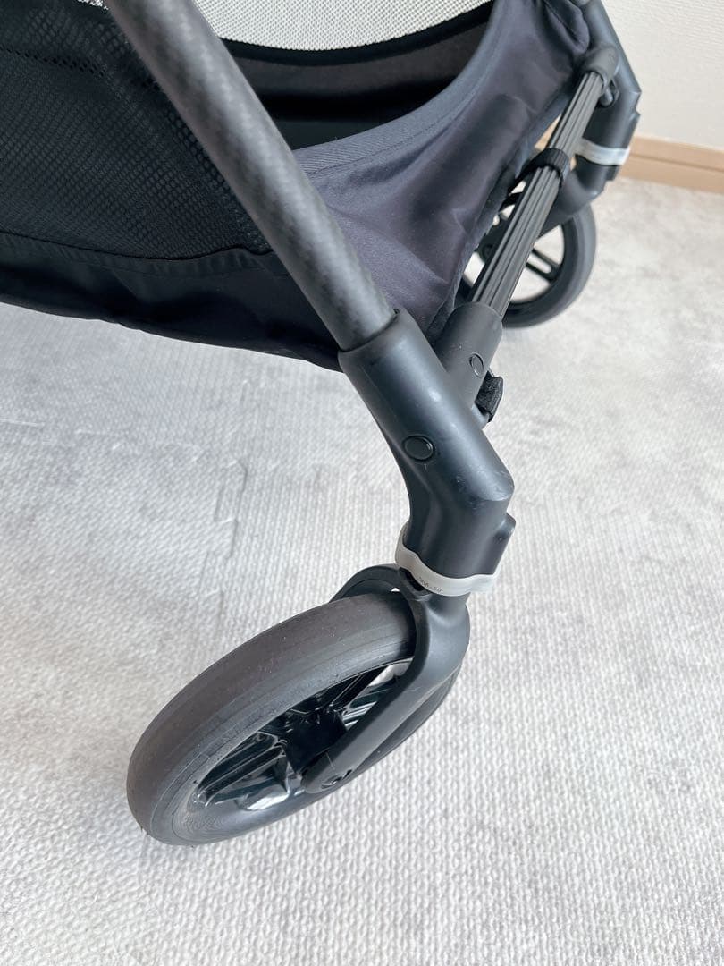 【レインカバー・ドリンクホルダー付】Cybexベビーカー　メリオカーボンブラック