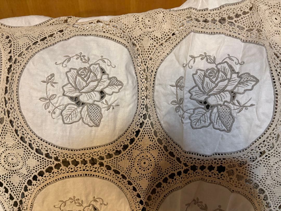 ヴィンテージ　汕頭　スワトウとレース　特大テーブルクロス