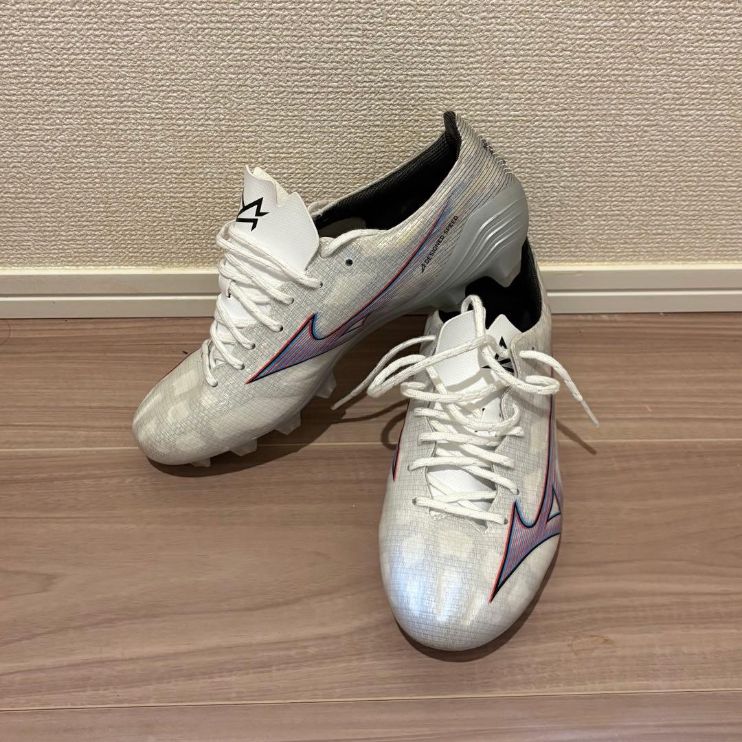 MIZUNOミズノサッカースパイク αプロホワイト24.0cm