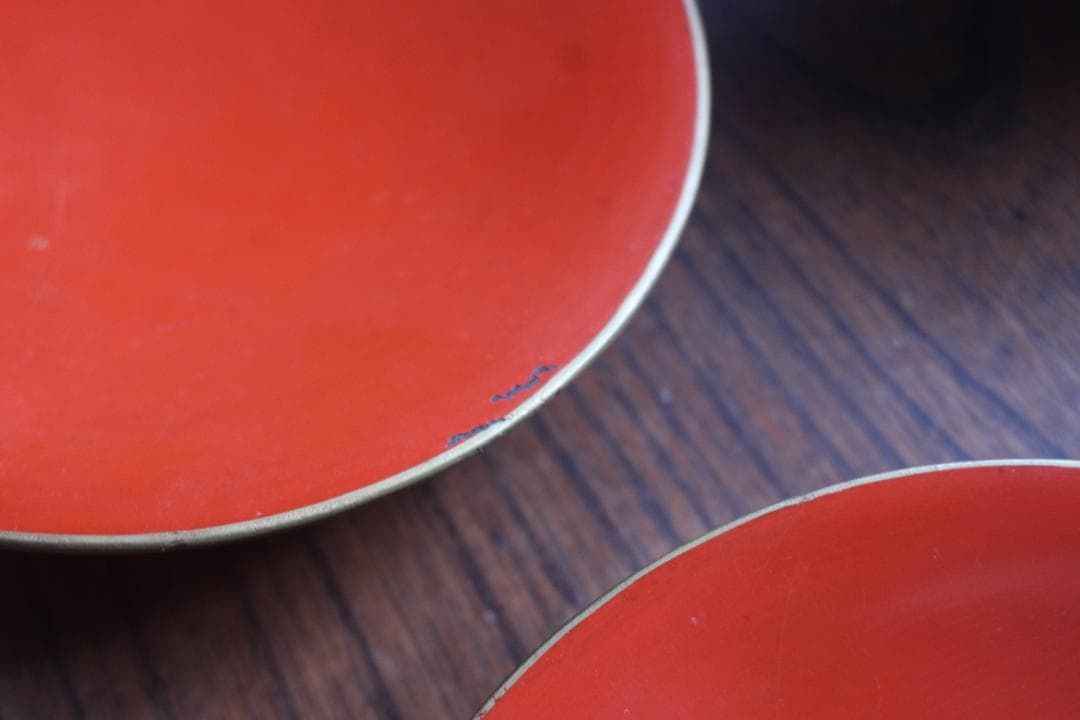 傷あり！時代金縁朱漆に優美な松鶴亀沈金の映える大椀2点（検輪島塗沈金椀雑煮椀