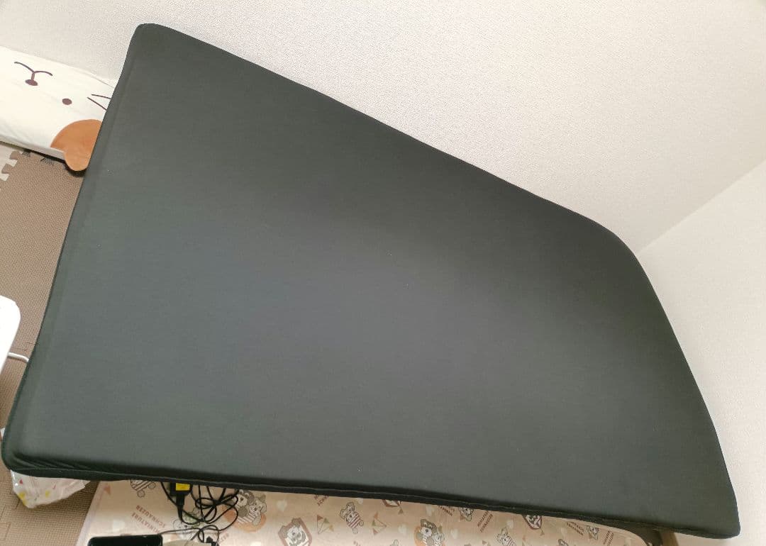 ニトリ セミダブル 低反発8cm 　マットレストッパー　やわらかめ