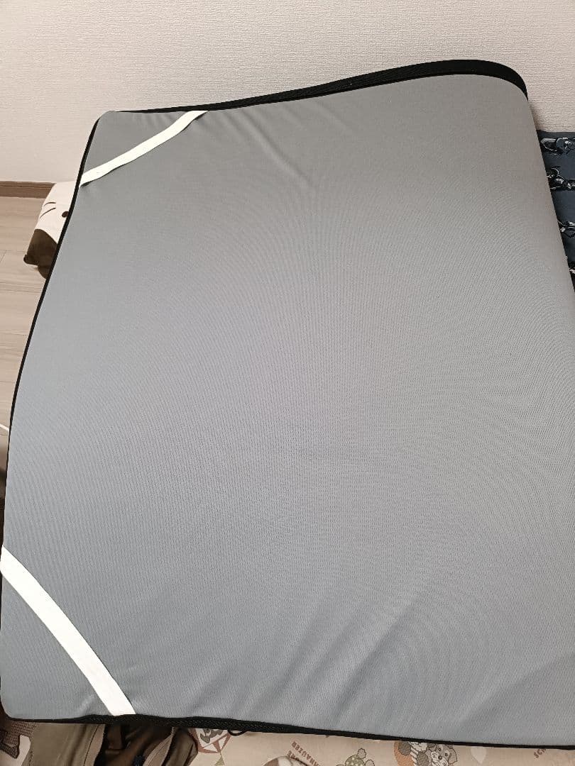 ニトリ セミダブル 低反発8cm 　マットレストッパー　やわらかめ