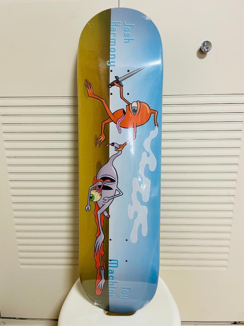 TOY MACHINEトイマシーン　スケートボードデッキ　8.25*32インチ
