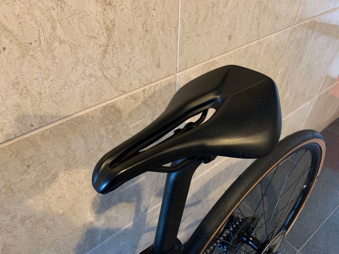 はるとあき 　美品！Specialized ルーベ　Expert Di2