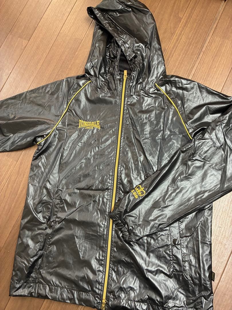 Lonsdale フード付きトレーニングウェア上下セット