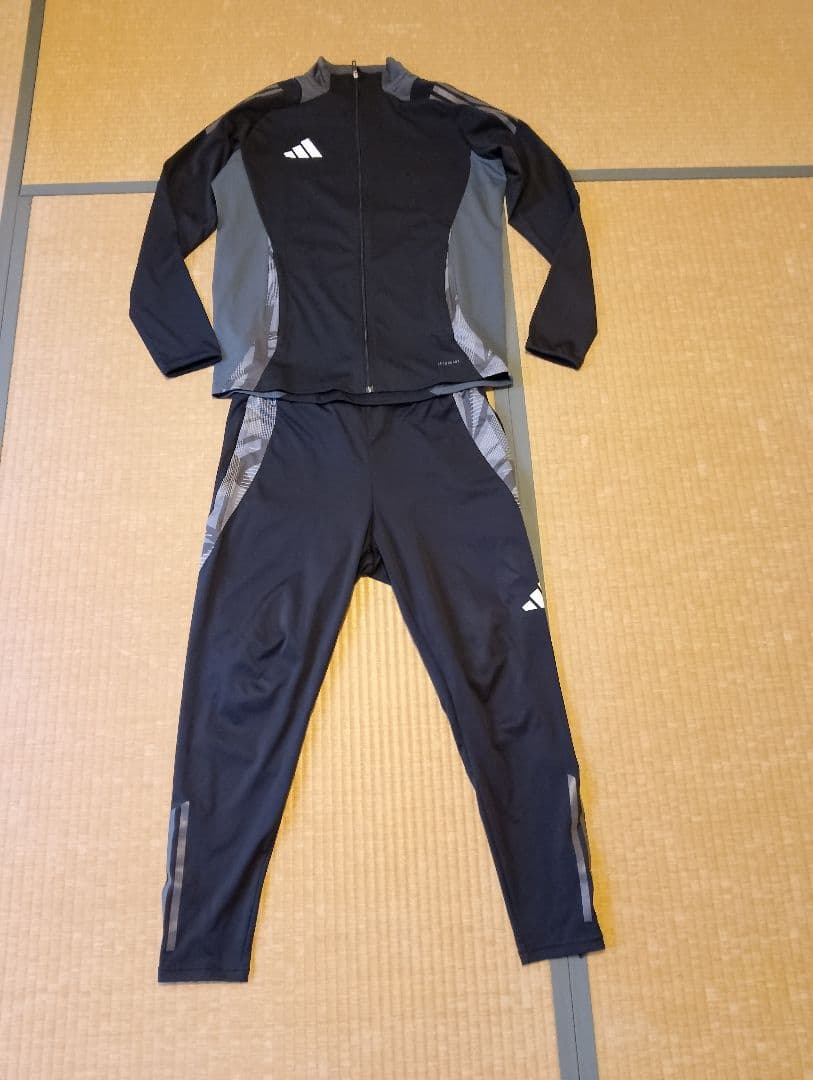 adidas ジャージ 黒/グレーtiro24
