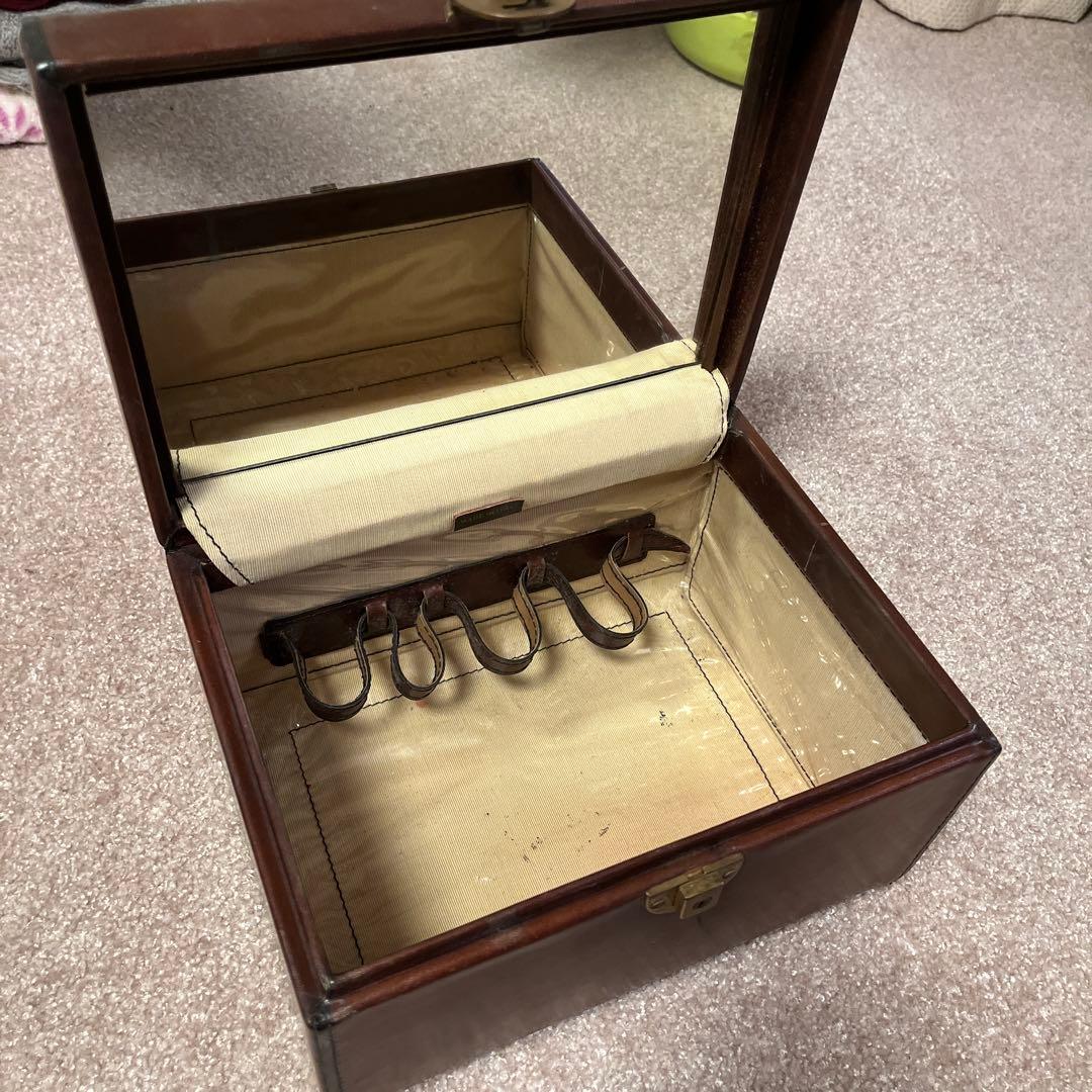 イタリア製　アンティーク　メイクアップボックス
