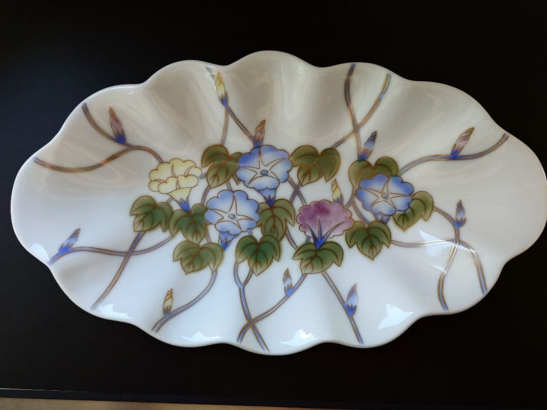 深川製磁　皿　染錦つる朝顔　明治意匠染付朝顔　工芸品