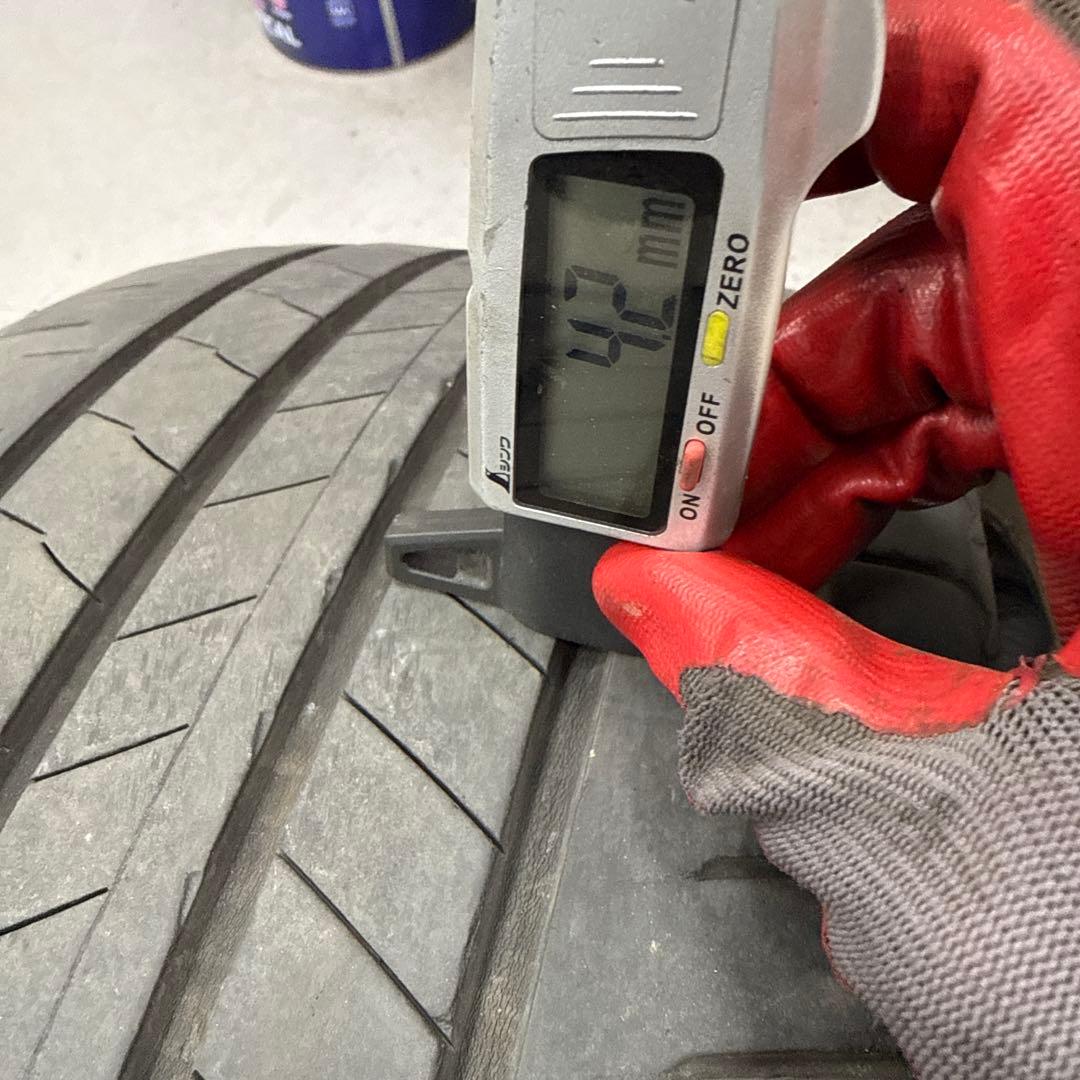 225/45R18 レグノ 2本セット