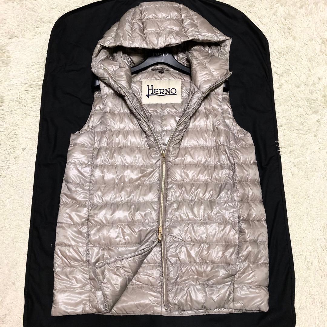 希少デザイン ヘルノ 2way ダウンベスト ニット 取外し可 グレージュ 42