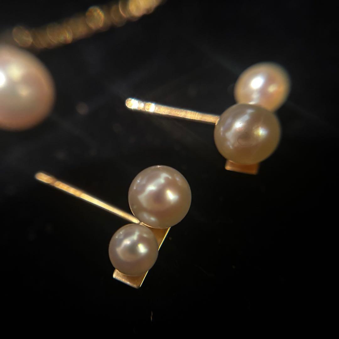 A　ヴァンドーム青山　パールピアスとパールネックレスセット