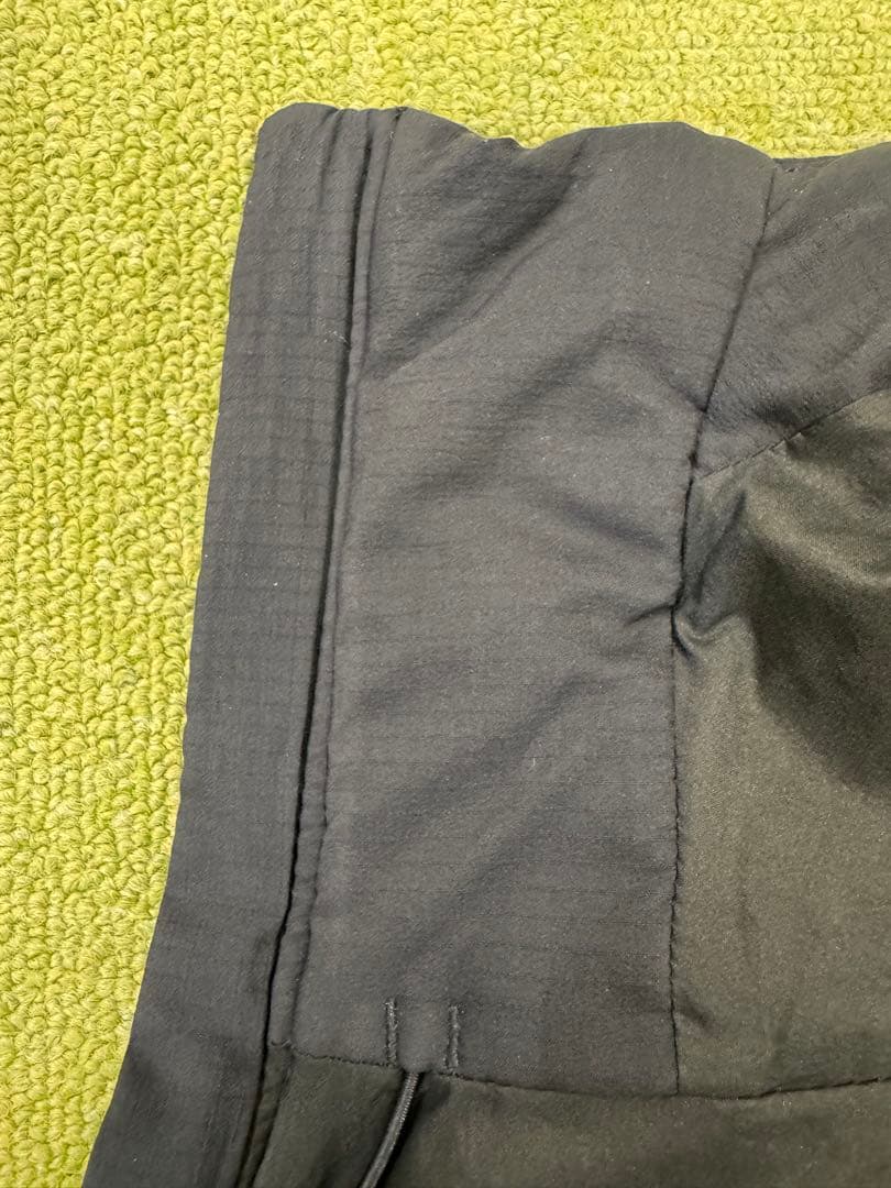 【限定値下】ARC'TERYX アトムAR サイズM 22年製　アークテリクス