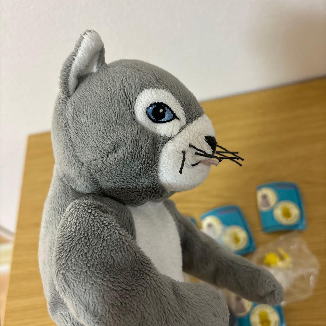 IKEA ヒグチユウコ せかいいちのねこモデル　ぬいぐるみ　フィギュア