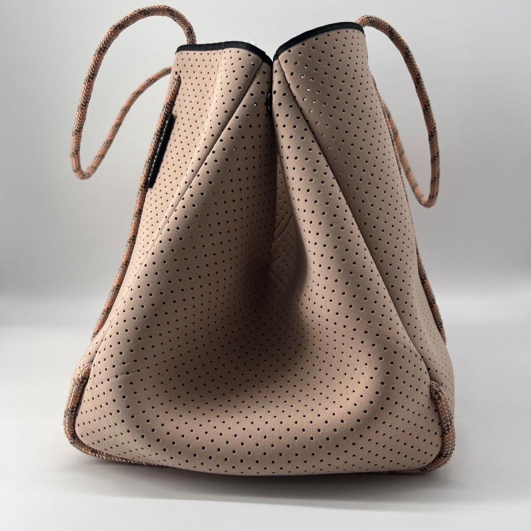 16156✨未使用級✨ステイトオブエスケープ 大容量 トートバッグ 保存袋付