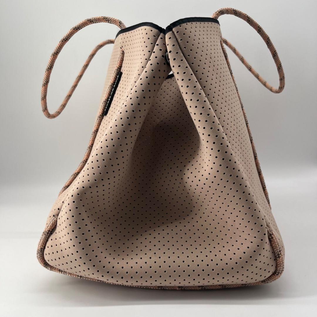 16156✨未使用級✨ステイトオブエスケープ 大容量 トートバッグ 保存袋付