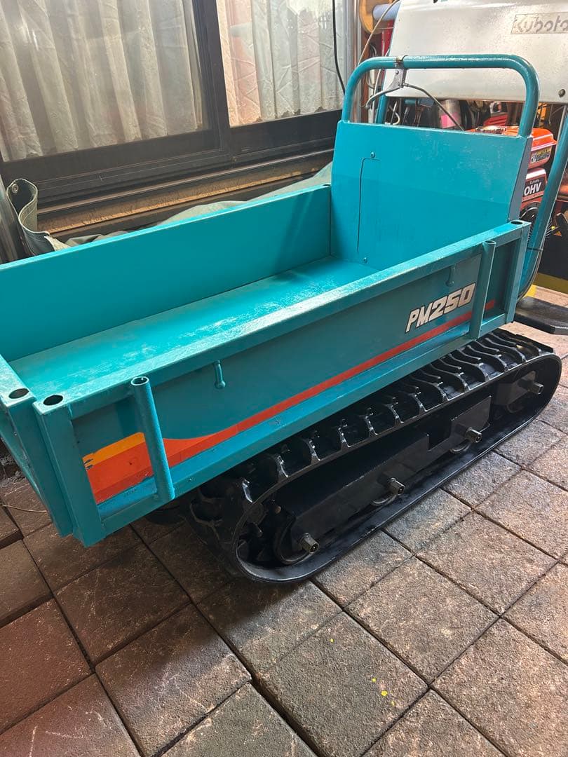 引き取り希望です。実働中古整備済【クボタ/ ウインブルヤマグチ運搬車 PM250