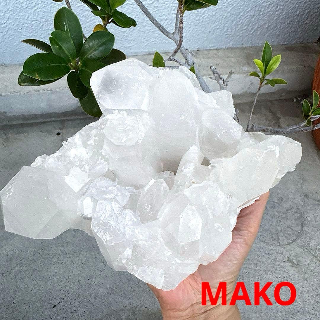 M1728☆水晶クラスター2.4Kg☆天然石　原石☆N50116-B