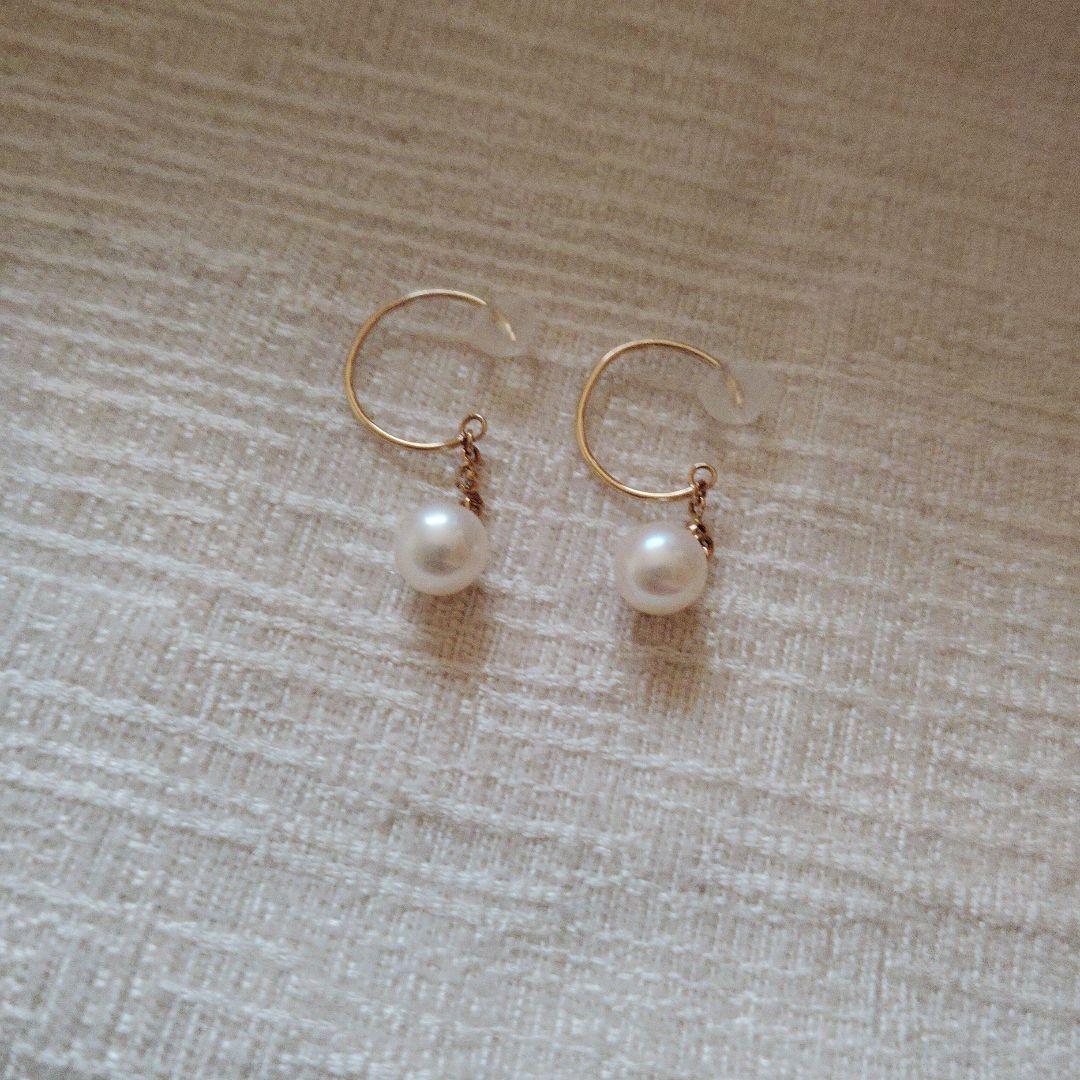 4℃　k18パールダイヤピアス　イエローゴールド　上品に華奢揺れパールピアス