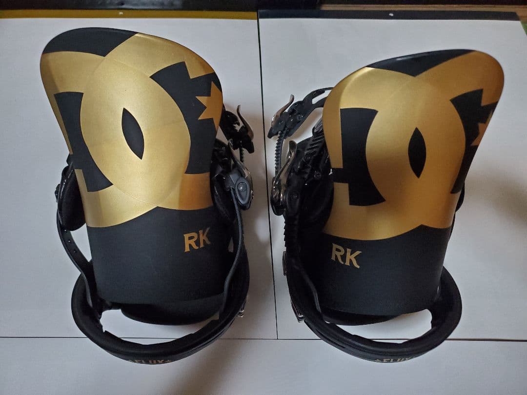 ゆ*ぅ様 FLUX DC RK スノーボード ビンディング ブラック/ゴールド