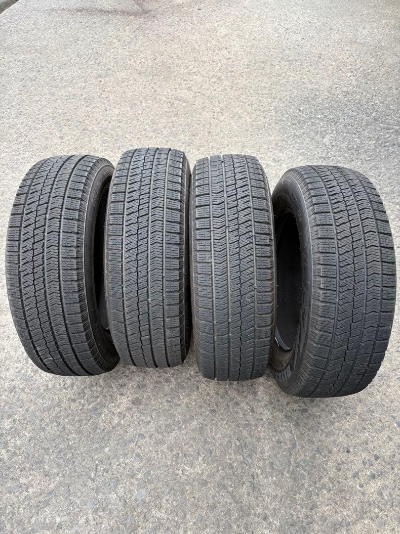 ブリヂストンVRX2 195/65R15スタッドレスタイヤ中古品4本セット