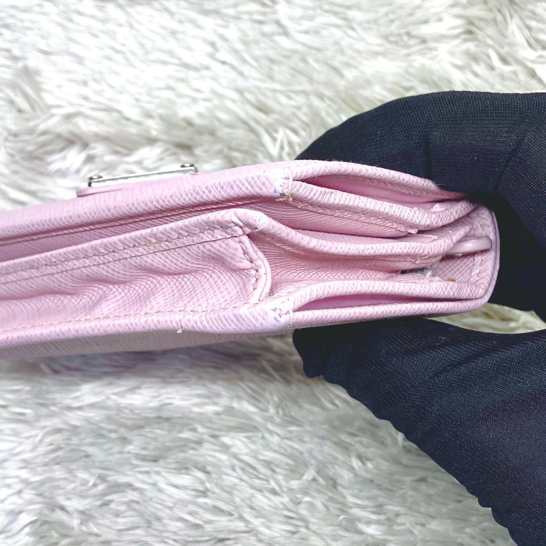 現行極美品✨ PRADA RFID内蔵 二つ折り財布 サフィアーノ 三角ロゴ