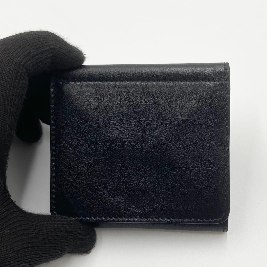 未使用　イルビゾンテ　折り財布　ロゴ刻印　フラップ　レザー　ブラック