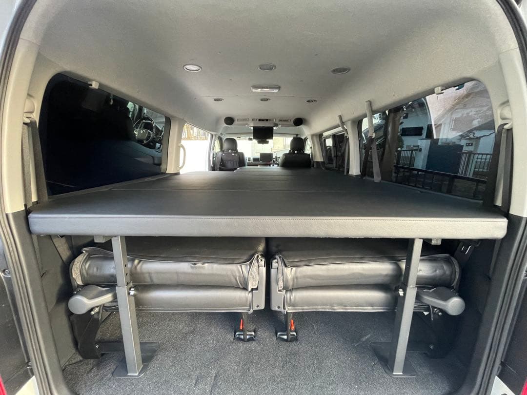 ハイエースワゴン ベッドキット
