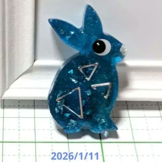 ウサギ　レジンヘアゴム　縹色