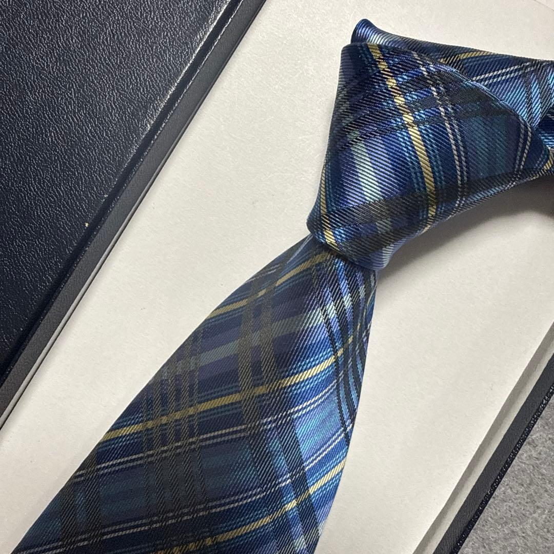 美品　ヴィヴィアンウエストウッド　ネクタイ　青紺　オーブ柄　チェック