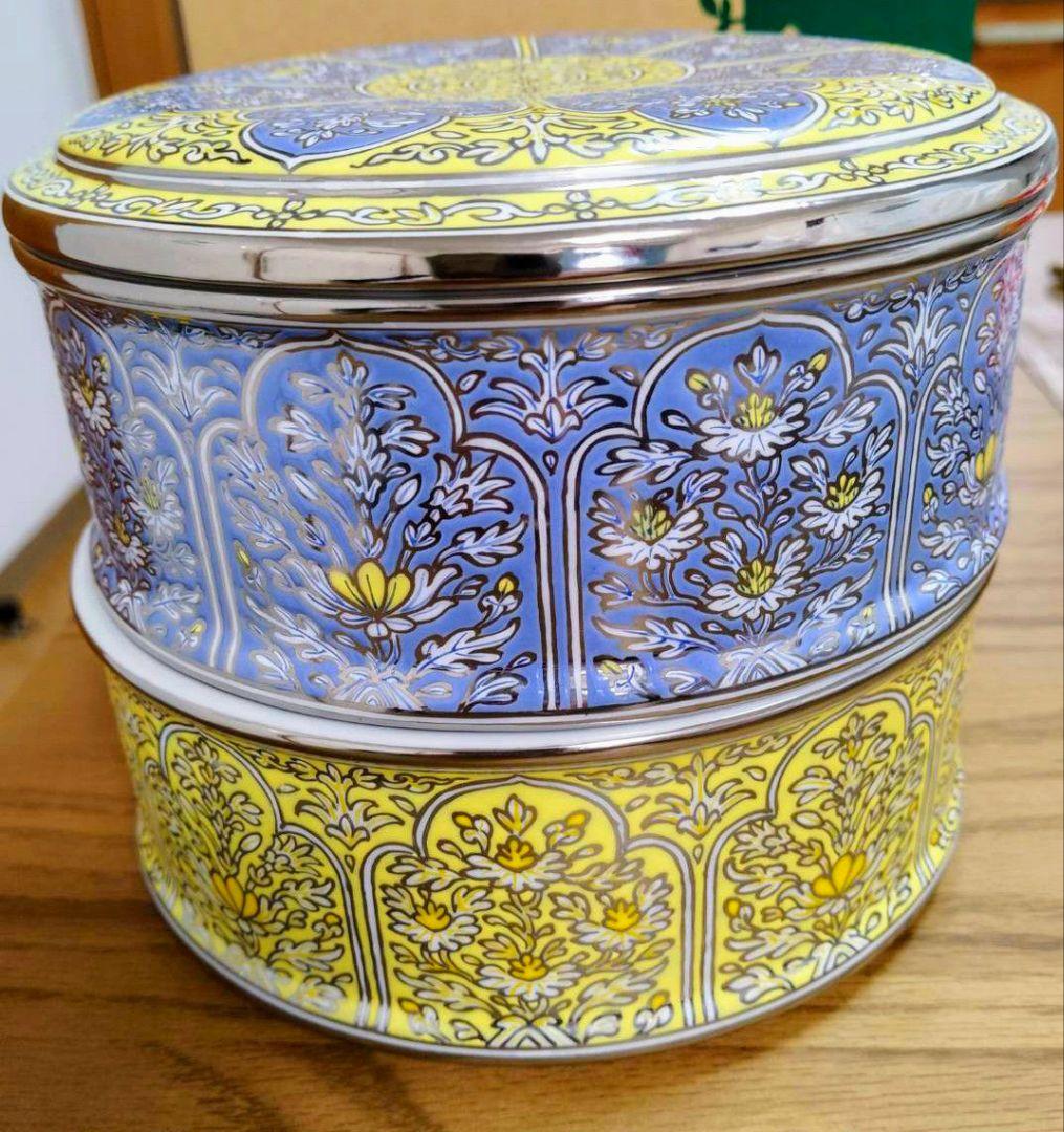 ピンスワン　ベンジャロン焼　　2段