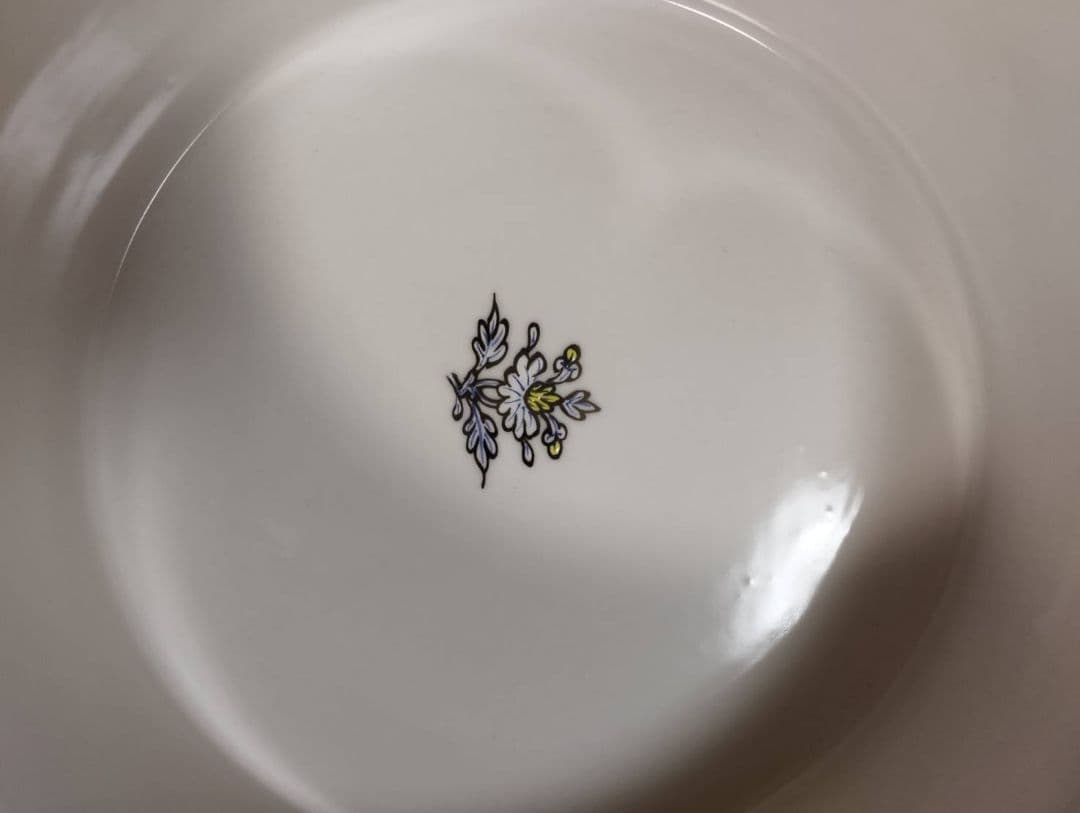 ピンスワン　ベンジャロン焼　　2段