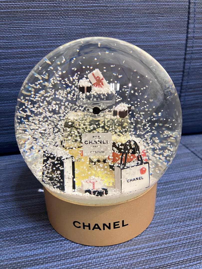 【11/7限定価格】CHANEL 2021 スノードーム 100周年 シャネル