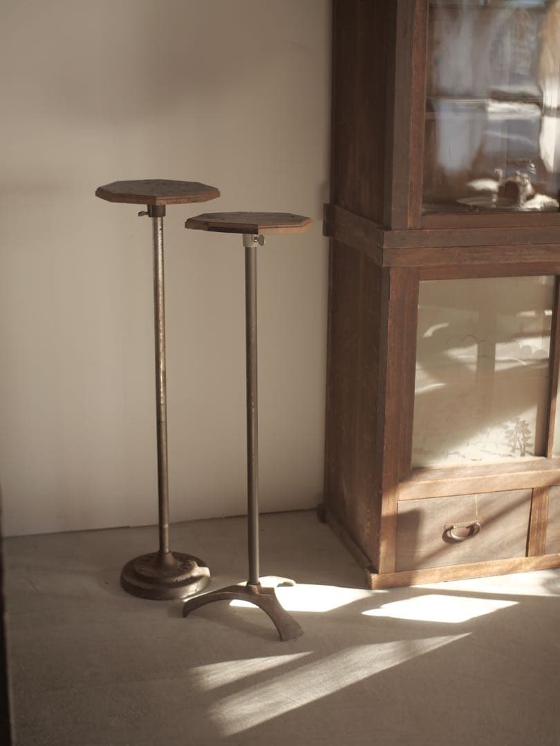 ①ハイテーブル　テーブル　机　花台　台　古家具　古道具　アンティーク　昭和レトロ