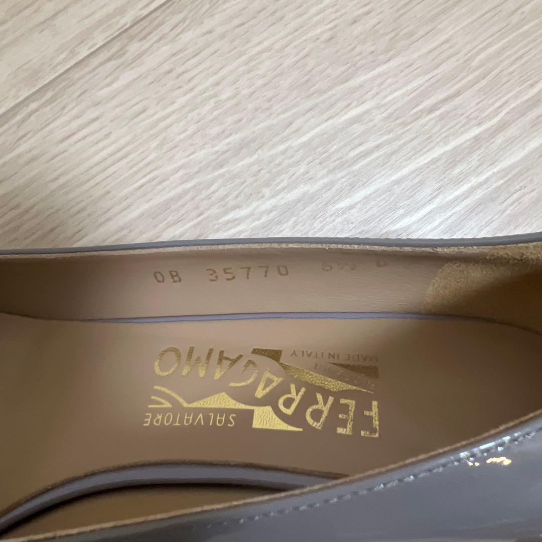 最終値引)FERRAGAMOパンプス