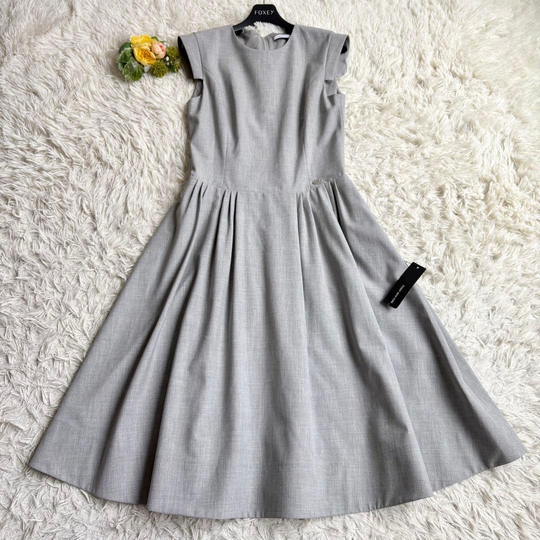 新品タグ付き♡フォクシーニューヨーク タキシードストレッチワンピース グレー