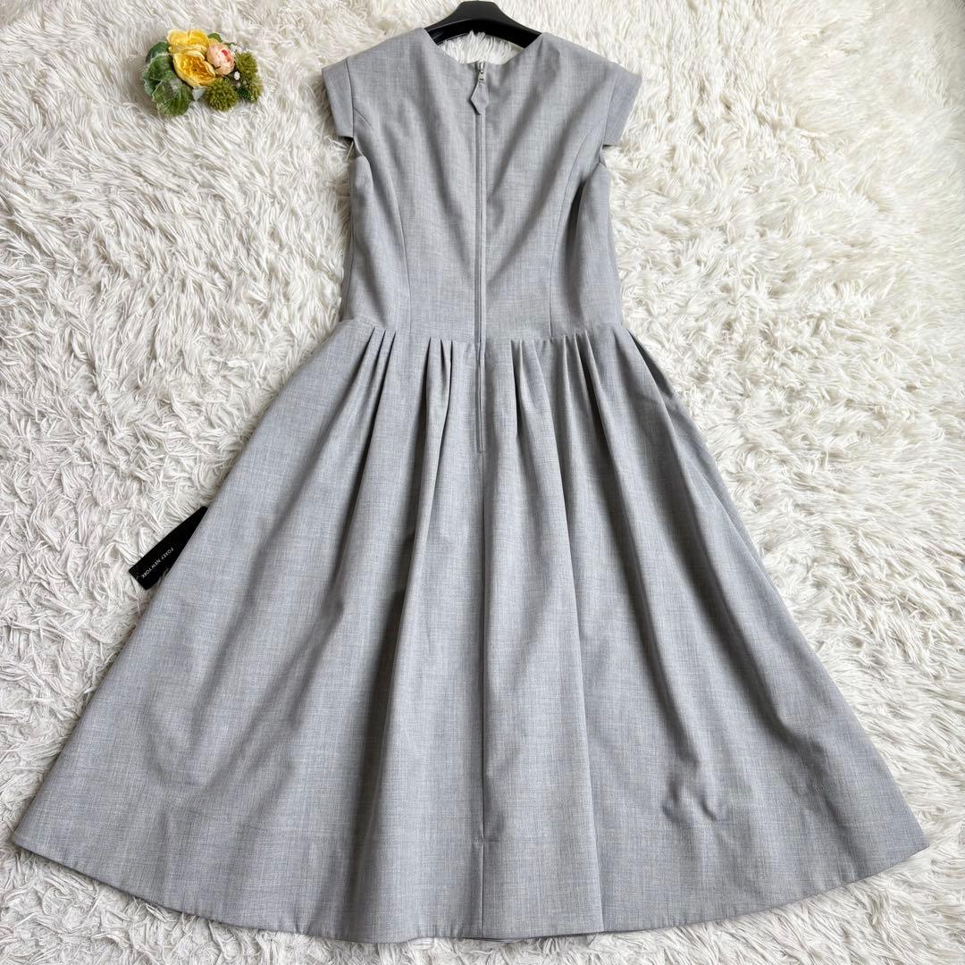 新品タグ付き♡フォクシーニューヨーク タキシードストレッチワンピース グレー