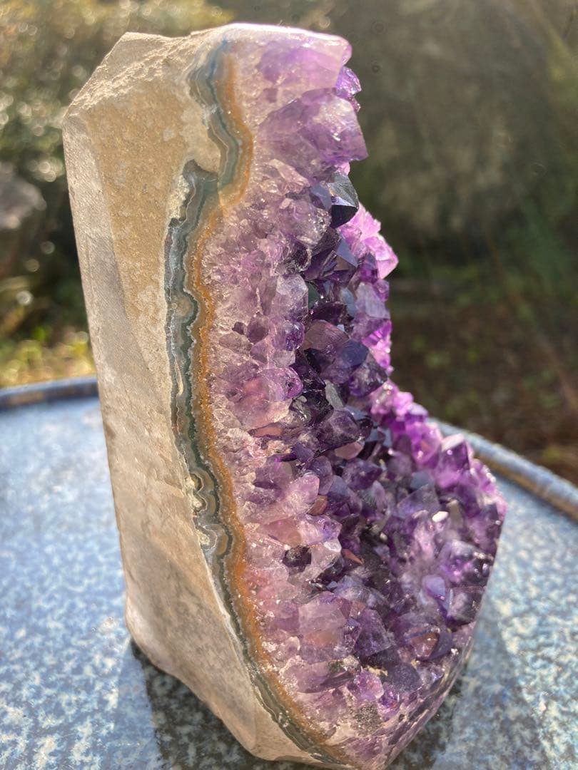 アメジスト結晶 置物　二月の誕生石　パワーストーン　ヒーリング